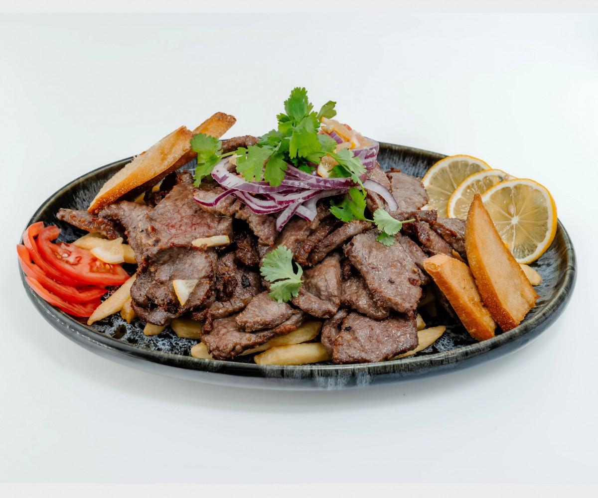 Mol go'shtidan tayyorlangan mol go'shti vaguri