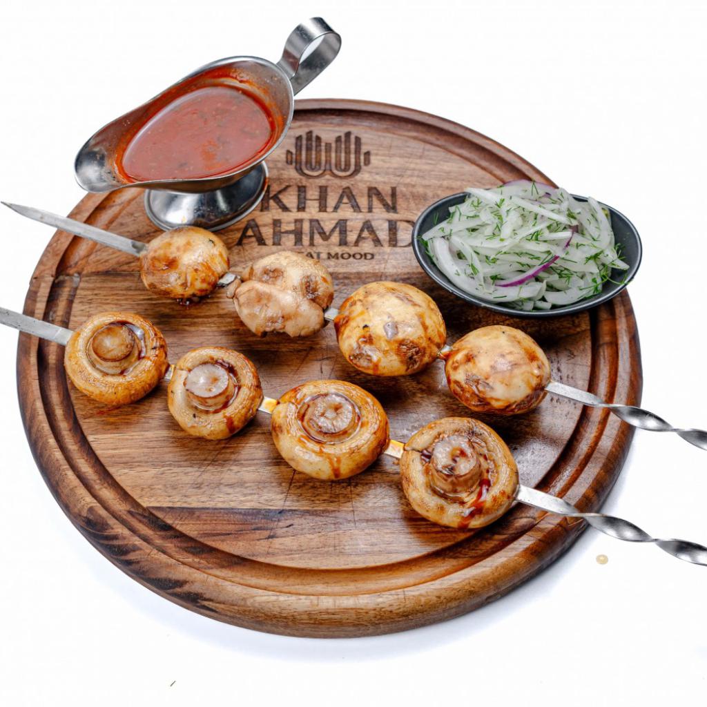 Grilda pishirilgan shampignonlar